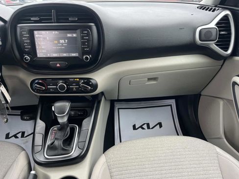 Used 2020 Kia Soul S image 13