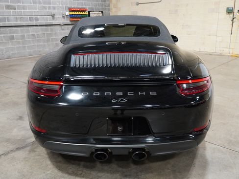 Used 2019 Porsche 911 Carrera 4 GTS image 11