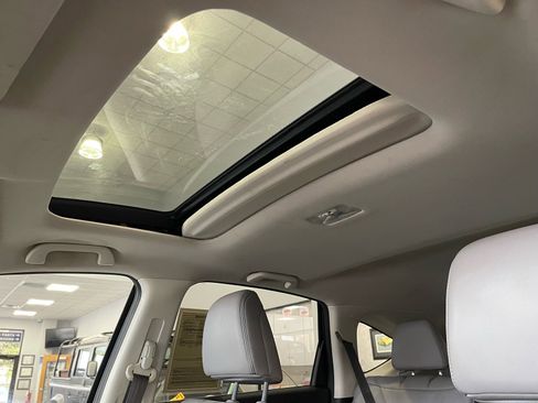 Used 2016 Honda CR-V EX-L image 28