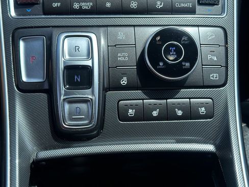 Used 2023 Hyundai Santa Fe Limited AWD/4WD image 36