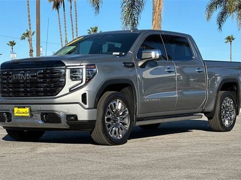 Used 2025 GMC Sierra 1500 Denali Ultimate image 8