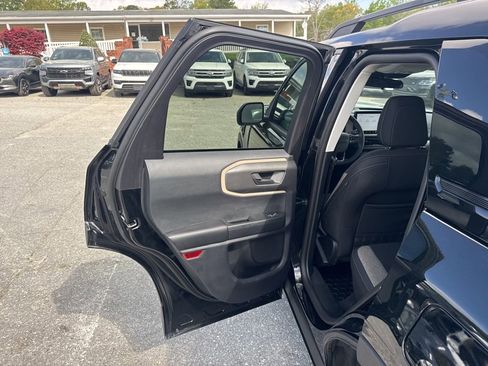 Used 2025 Ford Bronco Sport Big Bend w/ Convenience Package image 26