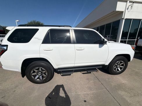 Used 2021 Toyota 4Runner TRD Off-Road AWD/4WD image 5