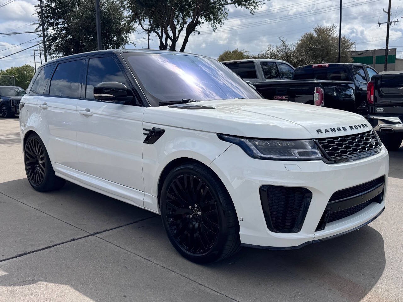 Used 2016 Land Rover Range Rover Sport Supercharged AWD/4WD image 3