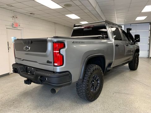 Used 2025 Chevrolet Silverado 2500 ZR2 w/ ZR2 Bison Edition AWD/4WD image 6