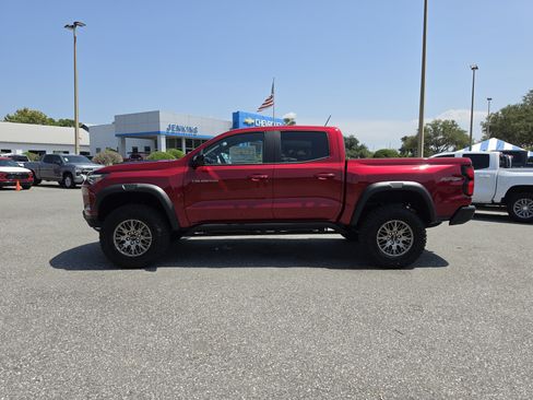 New 2026 Chevrolet Colorado ZR2 w/ Technology Package AWD/4WD image 9