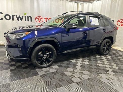 Used 2020 Toyota RAV4 XSE AWD/4WD image 4