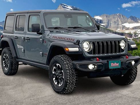 Used 2025 Jeep Wrangler Unlimited Rubicon image 12