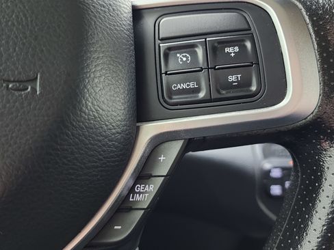 Used 2019 RAM 2500 Big Horn image 13