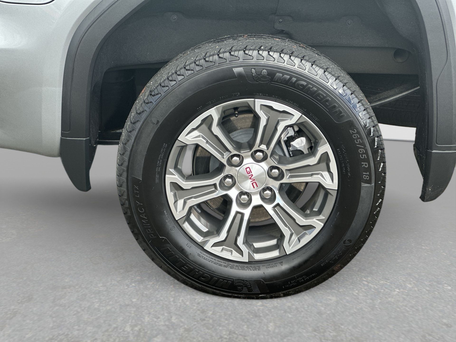 Certified 2026 GMC Sierra 1500 SLT AWD/4WD image 32