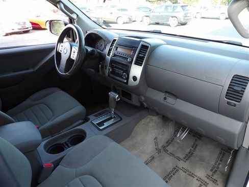 Used 2015 Nissan Frontier S image 17