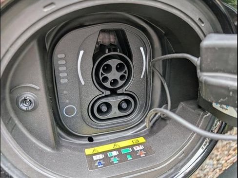 Used 2024 FIAT 500 e (RED) image 15