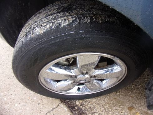 Used 2012 Ford Escape XLT image 5