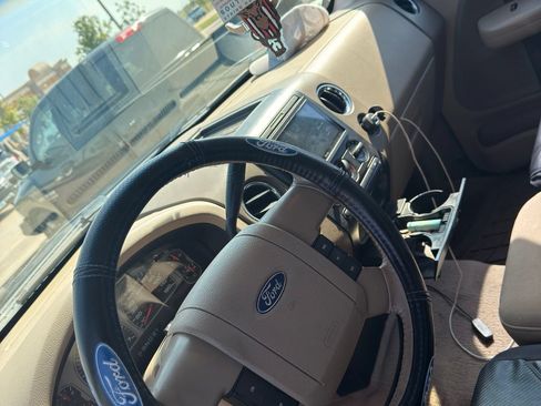 Used 2008 Ford F150 XLT RWD image 11