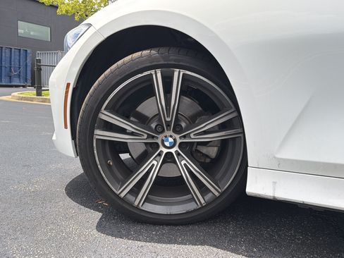 Used 2021 BMW 330i Sedan w/ Convenience Package RWD image 14