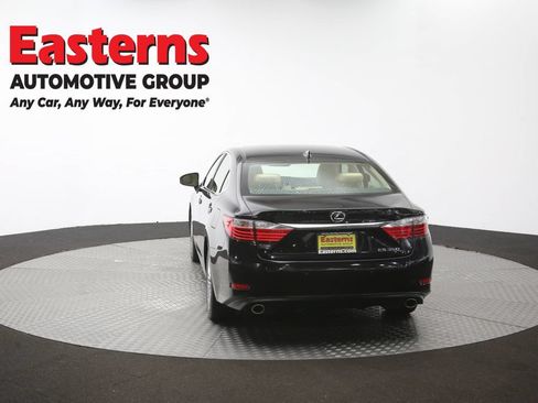 Used 2015 Lexus ES 350 w/ Luxury Package FWD image 47