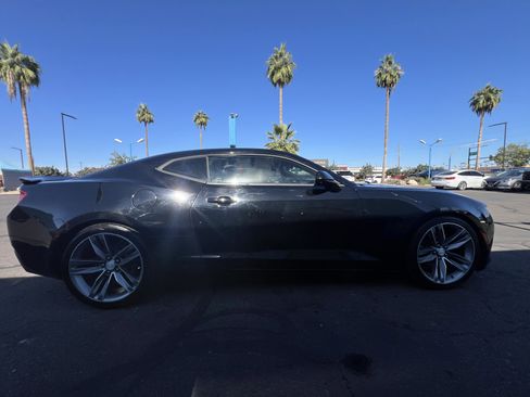 Used 2017 Chevrolet Camaro LT image 2