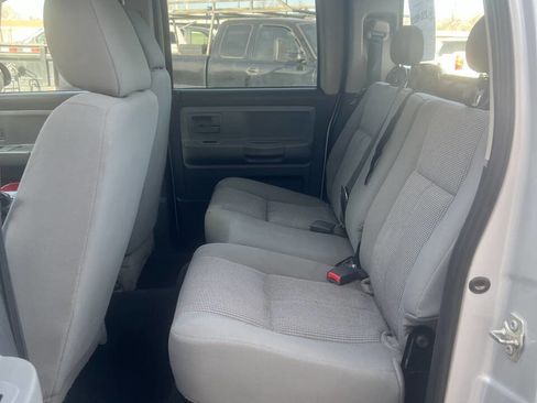 Used 2011 Dodge Dakota Big Horn image 14