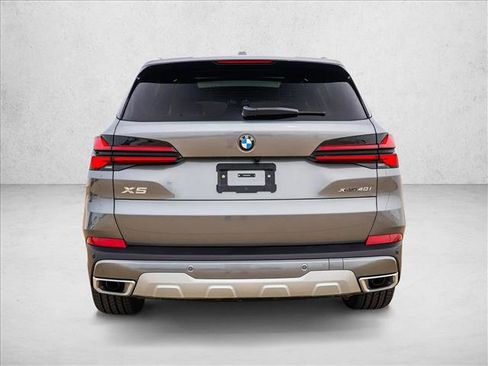 Used 2026 BMW X5 xDrive40i AWD/4WD image 6