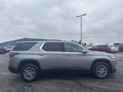 Used 2023 Chevrolet Traverse LT w/ LPO, Floor Liner Package image 2