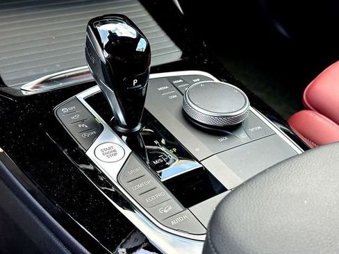 Used 2024 BMW X3 xDrive30i w/ Convenience Package image 17