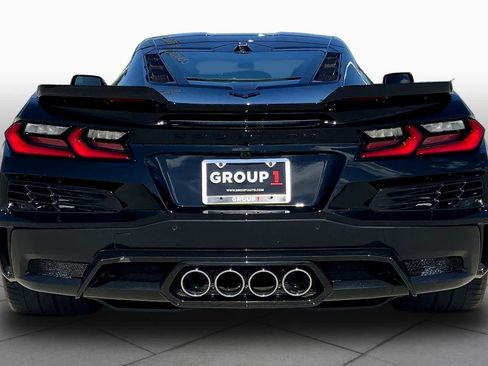 Used 2024 Chevrolet Corvette Z06 RWD image 4