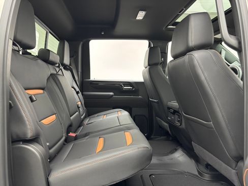 New 2026 GMC Sierra 2500 AT4 w/ AT4 Premium Plus Package AWD/4WD image 42