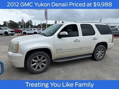 Used 2012 GMC Yukon Denali RWD image 1