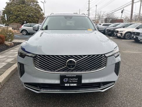 Used 2025 Volvo XC90 B6 Plus image 8