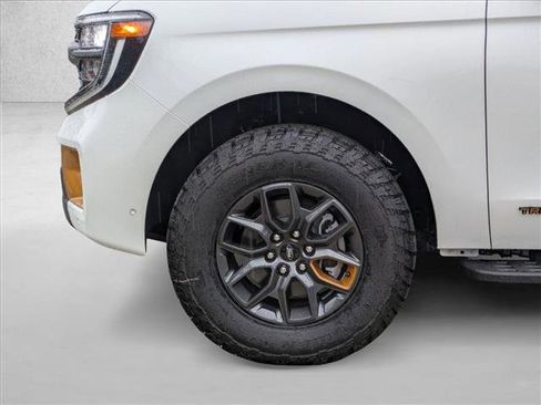 New 2025 Ford Expedition Tremor image 8
