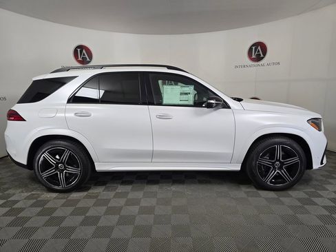 New 2026 Mercedes-Benz GLE 450 4MATIC image 3