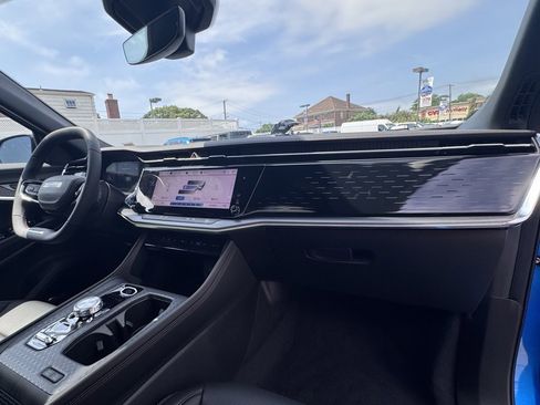 New 2025 Jeep Wagoneer S Limited image 18