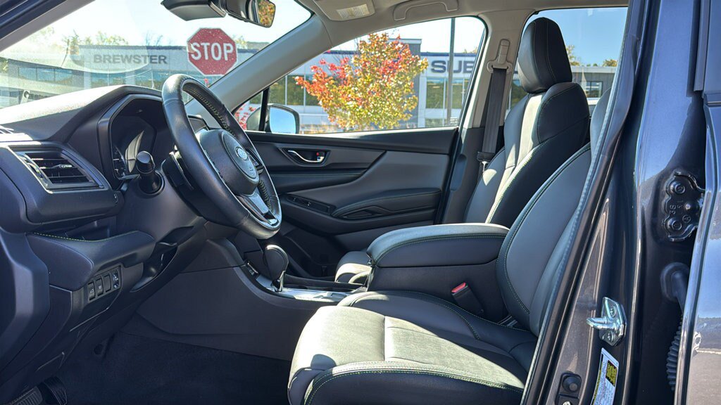 Used 2023 Subaru Ascent Onyx Edition AWD/4WD image 12
