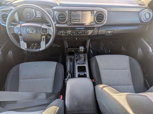 Used 2021 Toyota Tacoma TRD Off-Road image 16