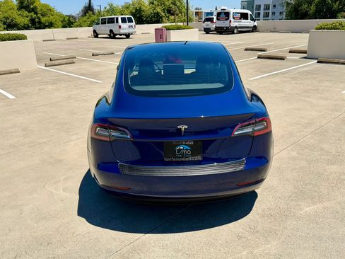 Used 2022 Tesla Model 3 RWD image 12