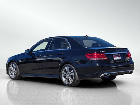 Used 2016 Mercedes-Benz E 350 Sedan w/ Premium Package image 6