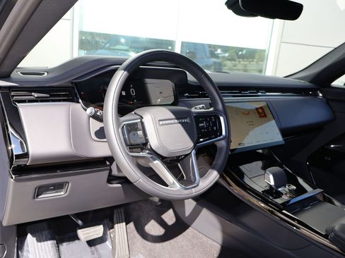 Certified 2025 Land Rover Range Rover Sport SE AWD/4WD image 14
