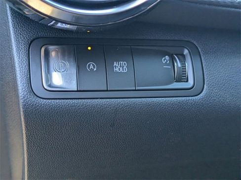 New 2026 Chevrolet Equinox LT image 11