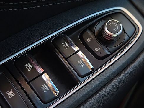 Certified 2022 Subaru Outback Limited image 18