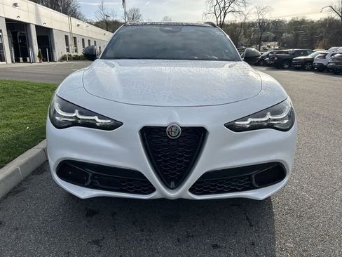 New 2026 Alfa Romeo Stelvio Sprint w/ Convenience Package AWD/4WD image 3