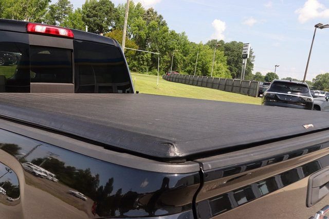 Used 2018 GMC Sierra 1500 SLT AWD/4WD image 9