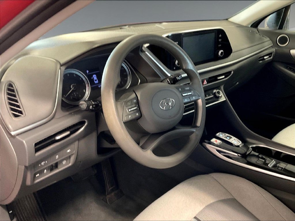 Used 2022 Hyundai Sonata SE w/ Cargo Package FWD image 8