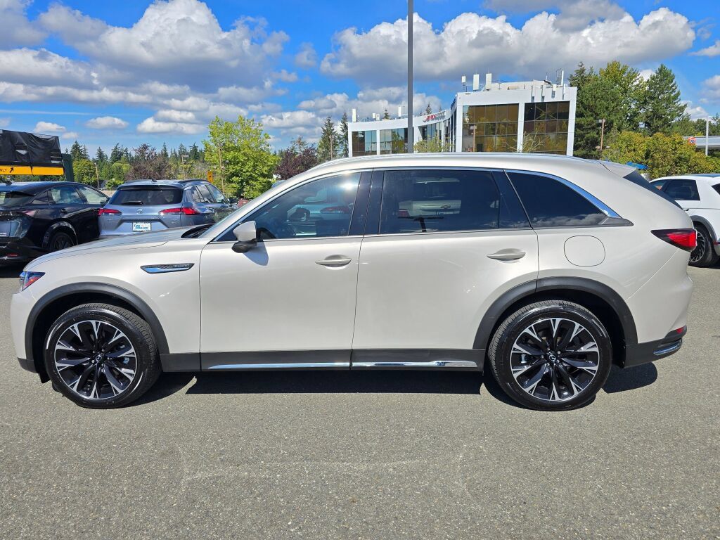 Certified 2025 MAZDA CX-90 Plug-In Hybrid w/ Premium Plus AWD/4WD image 8