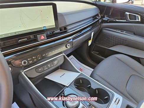 New 2026 Kia Carnival SX Prestige image 9