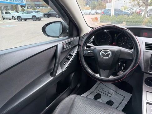 Used 2010 MAZDA MAZDA3 i Sport FWD image 14
