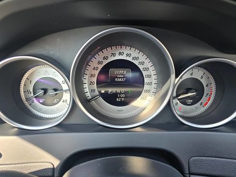 Used 2013 Mercedes-Benz C 250 Sedan image 24