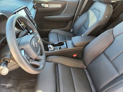 New 2026 Volvo XC40 B5 Plus w/ Protection Package Premier