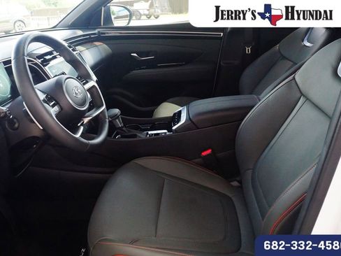 Used 2022 Hyundai Santa Cruz Limited AWD/4WD image 18