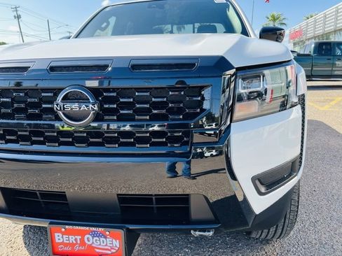 New 2026 Nissan Frontier SV image 13