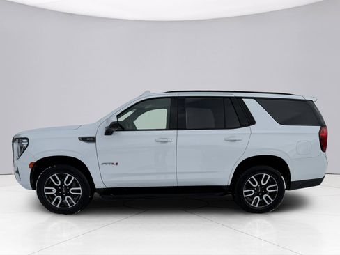 Used 2021 GMC Yukon AT4 w/ Technology Package image 6